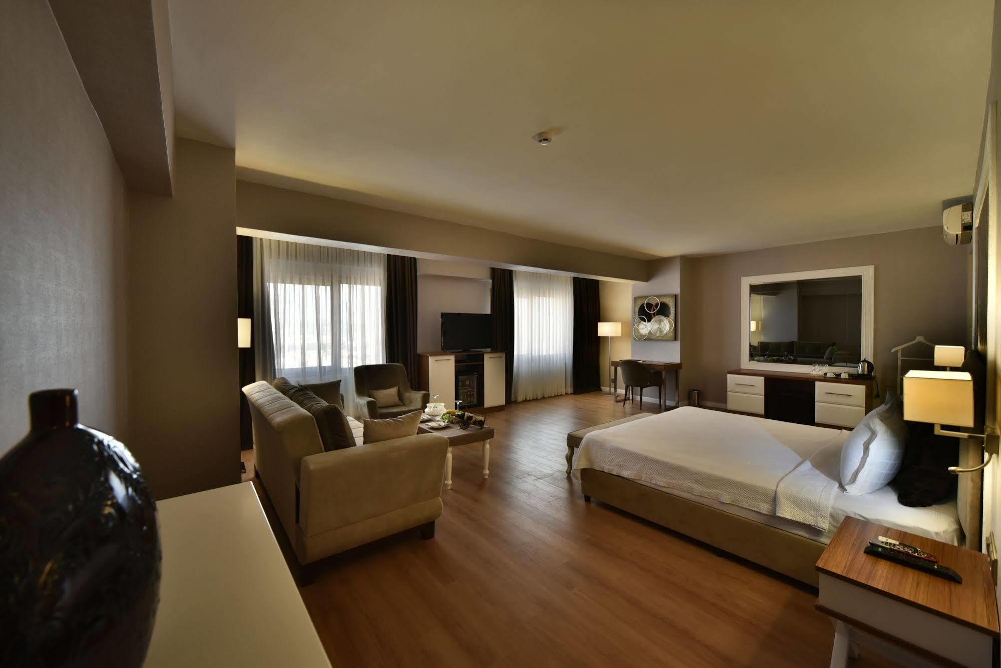 דניזלי North Point Hotel מראה חיצוני תמונה