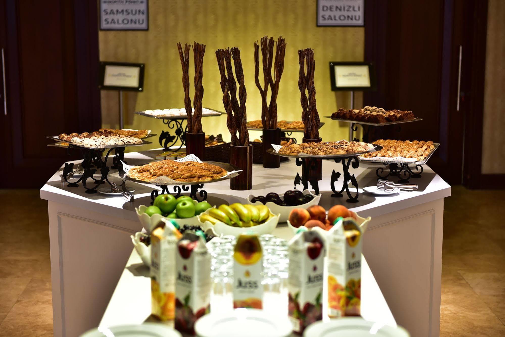 דניזלי North Point Hotel מראה חיצוני תמונה